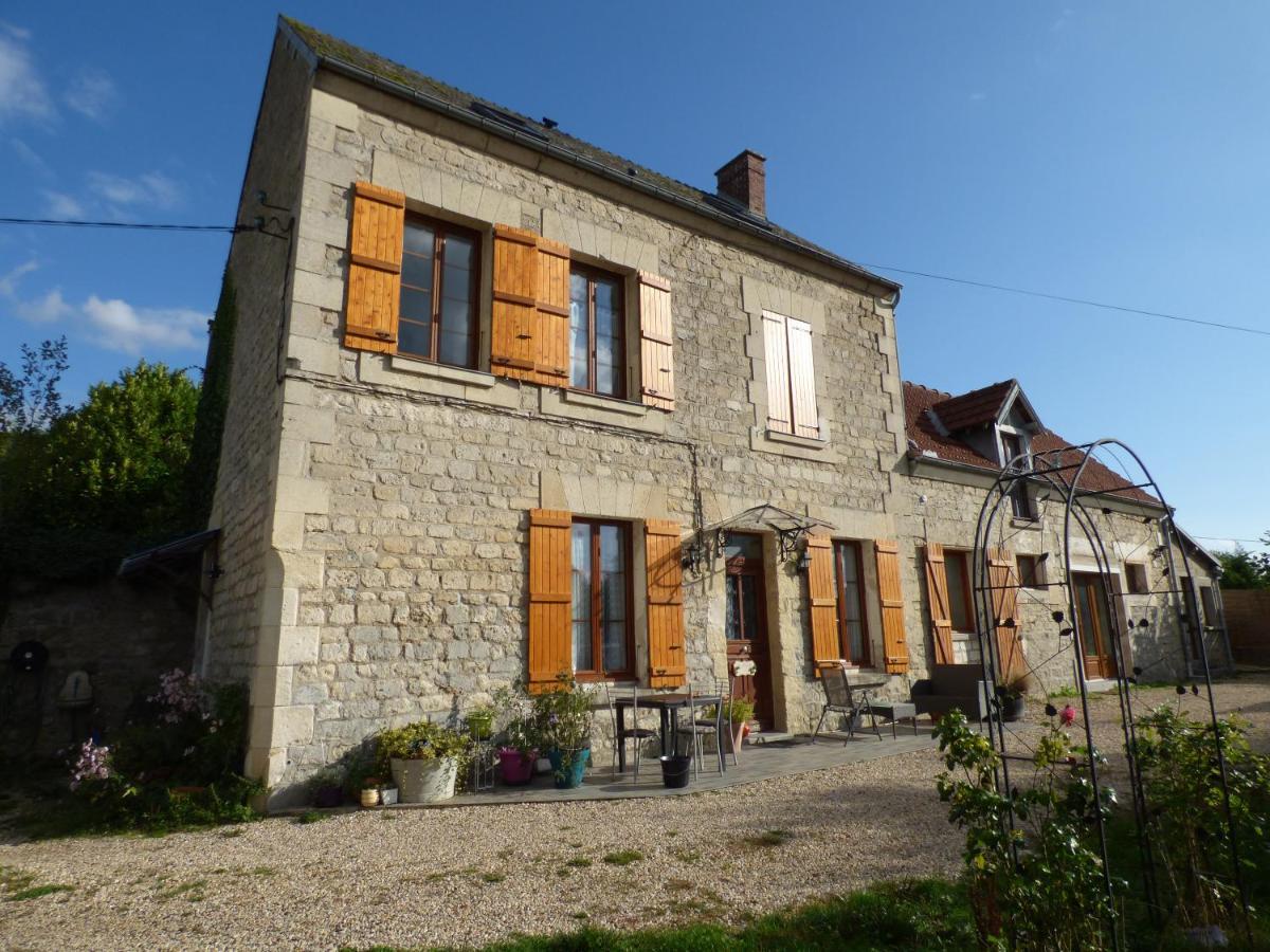 Le Clos Du Val Apartment Chivres-Val Exterior photo